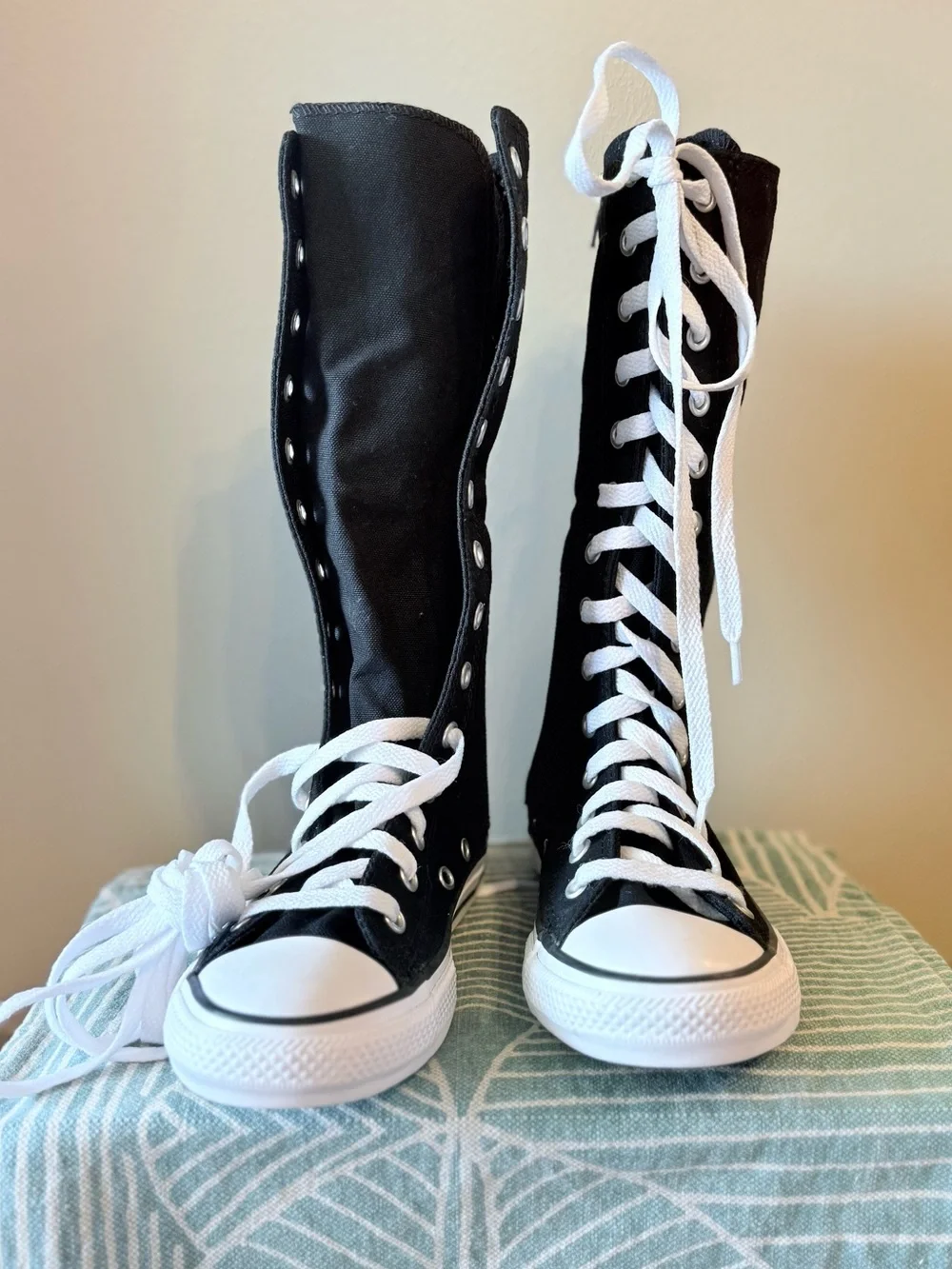Converse Chuck Taylor All Star Knee High Shoes Youth 1 Black NWOT